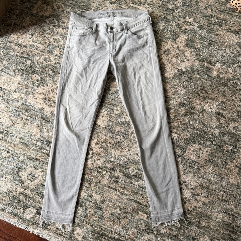 Citizens Of Humanity Light Gray Skinny Jeans with Frayed Hem